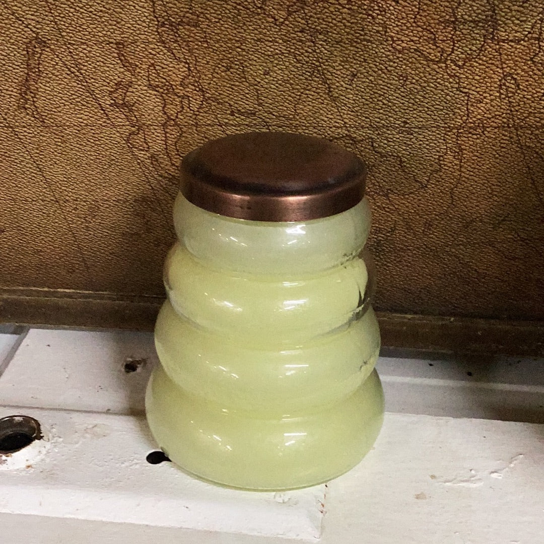 Bee Hive Candle - Honey Apple
